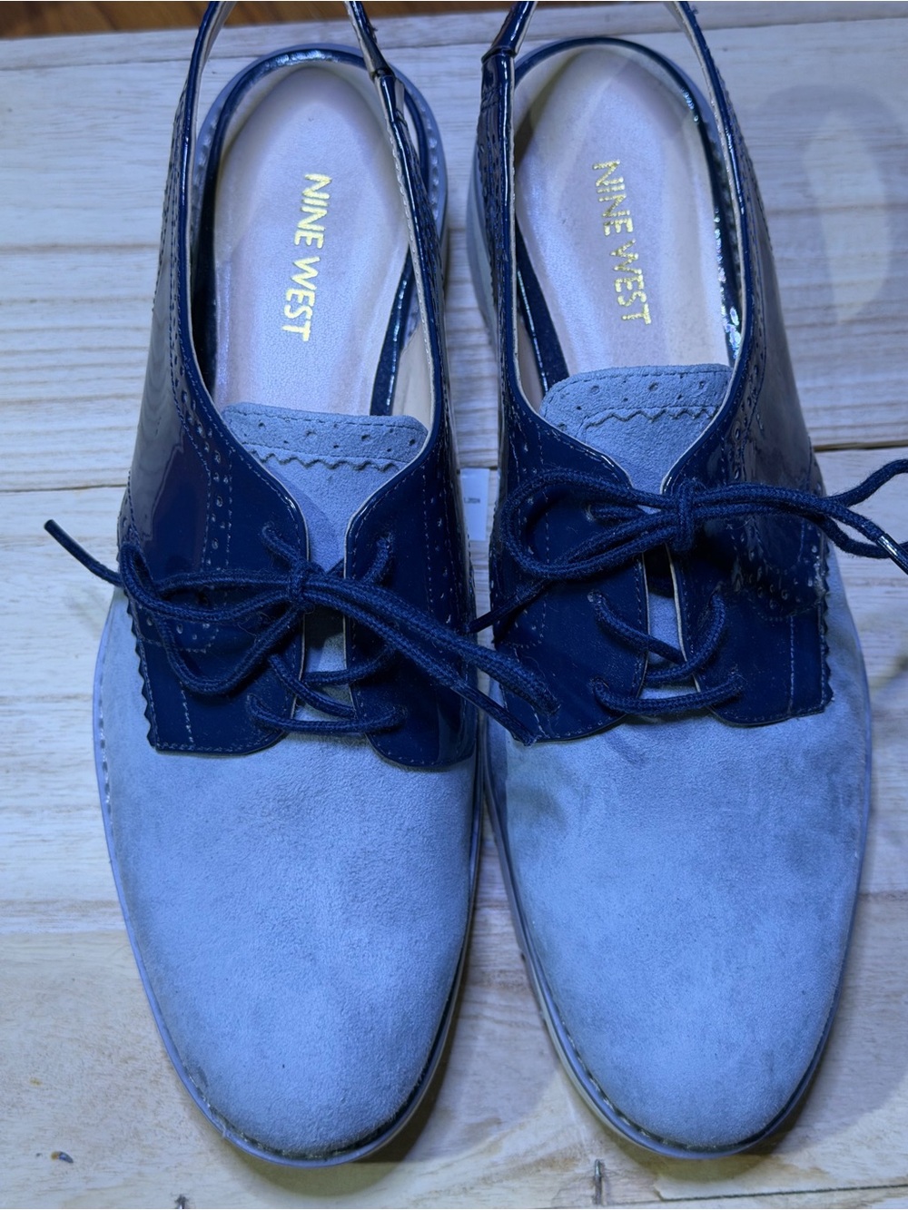 Nine West Two-Tone Slingback Oxford Shoes NWOT Sz 9.5 Navy Patent & Blue Suede